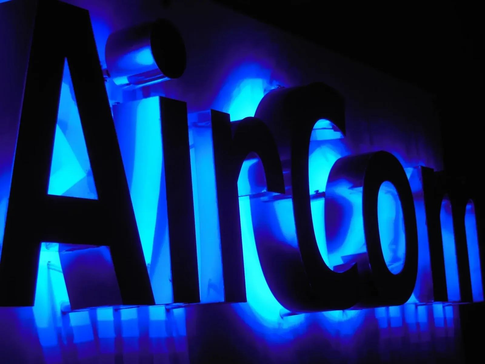 AirCom Technology Offers Added Value!